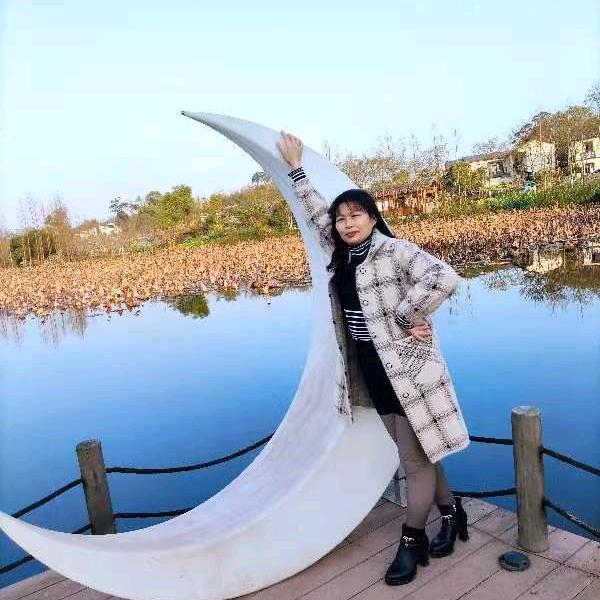 娅娅姐