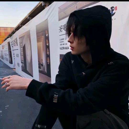 晓钟同学