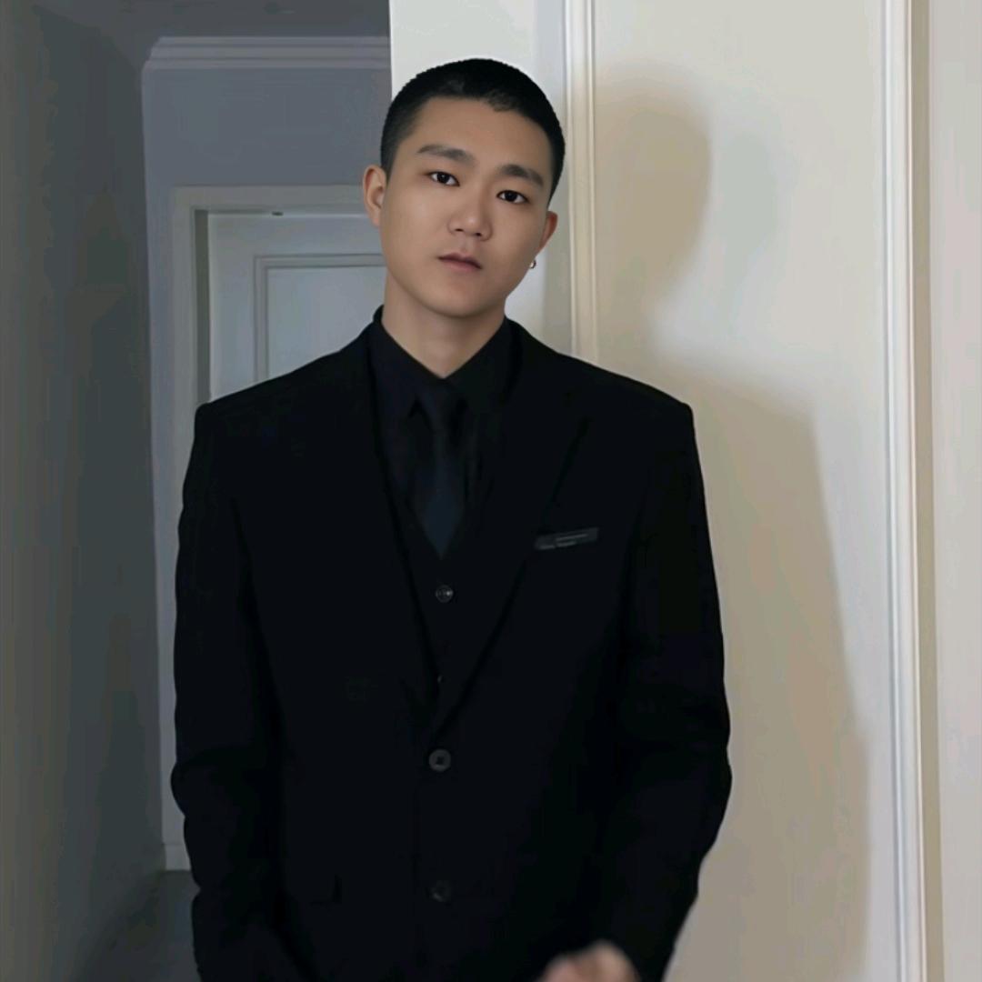 一个卖石笼的人