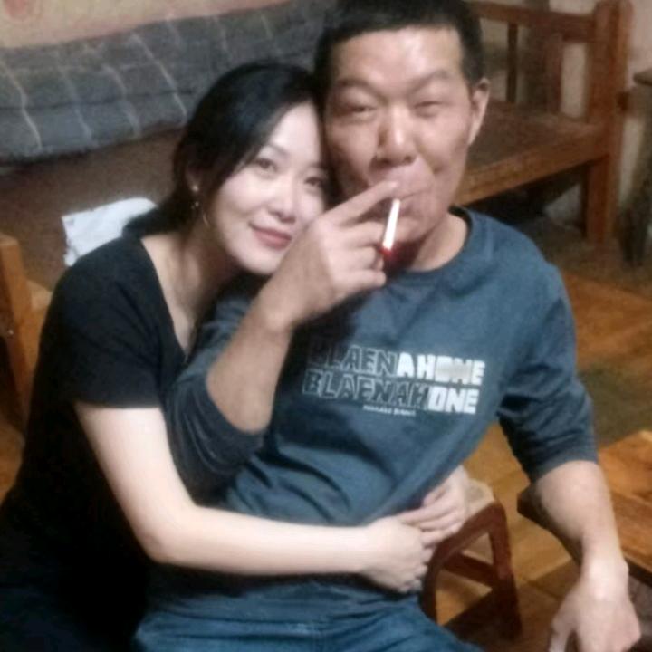 普通人😎