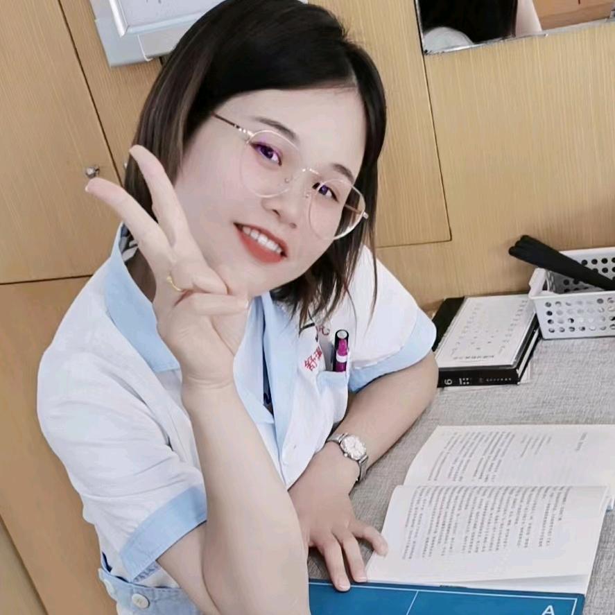 @横州眼镜人(彭子)