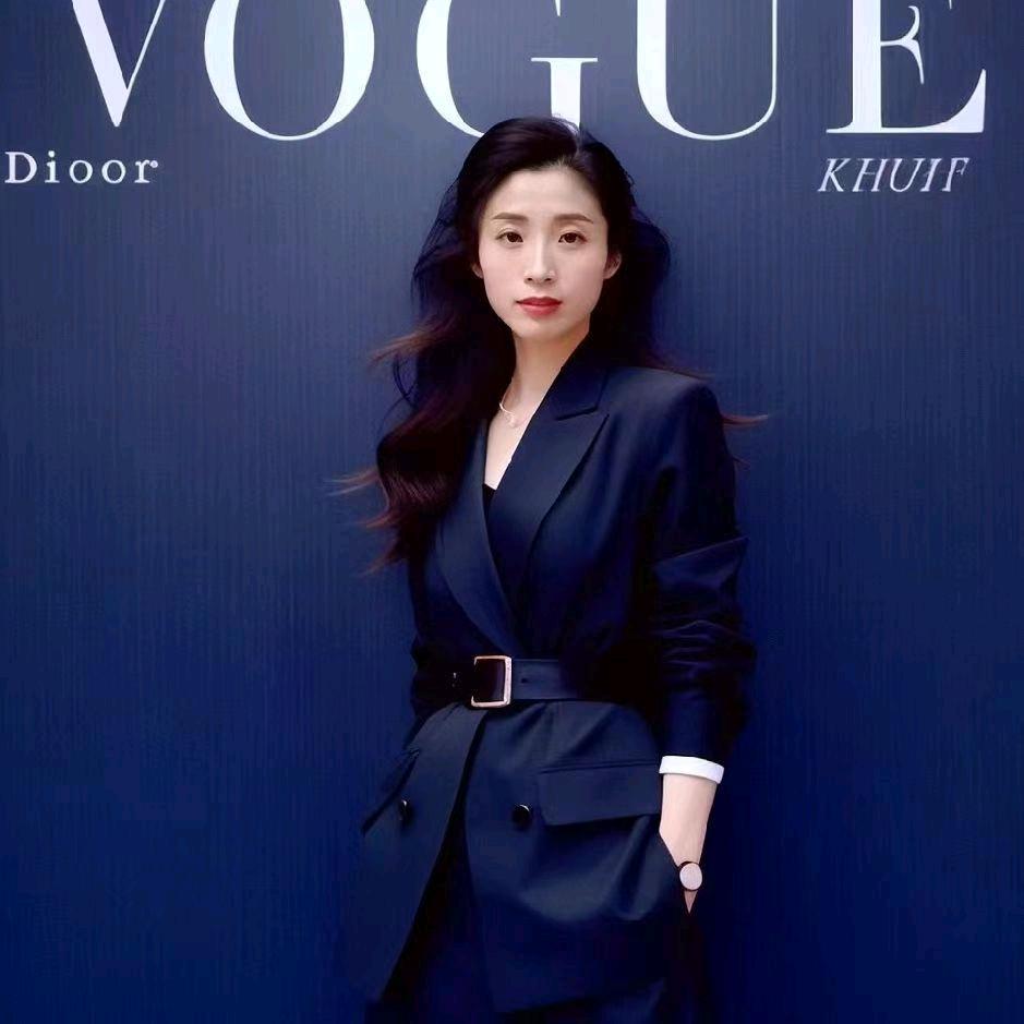 主持人——郑在执麦🎤『星海』