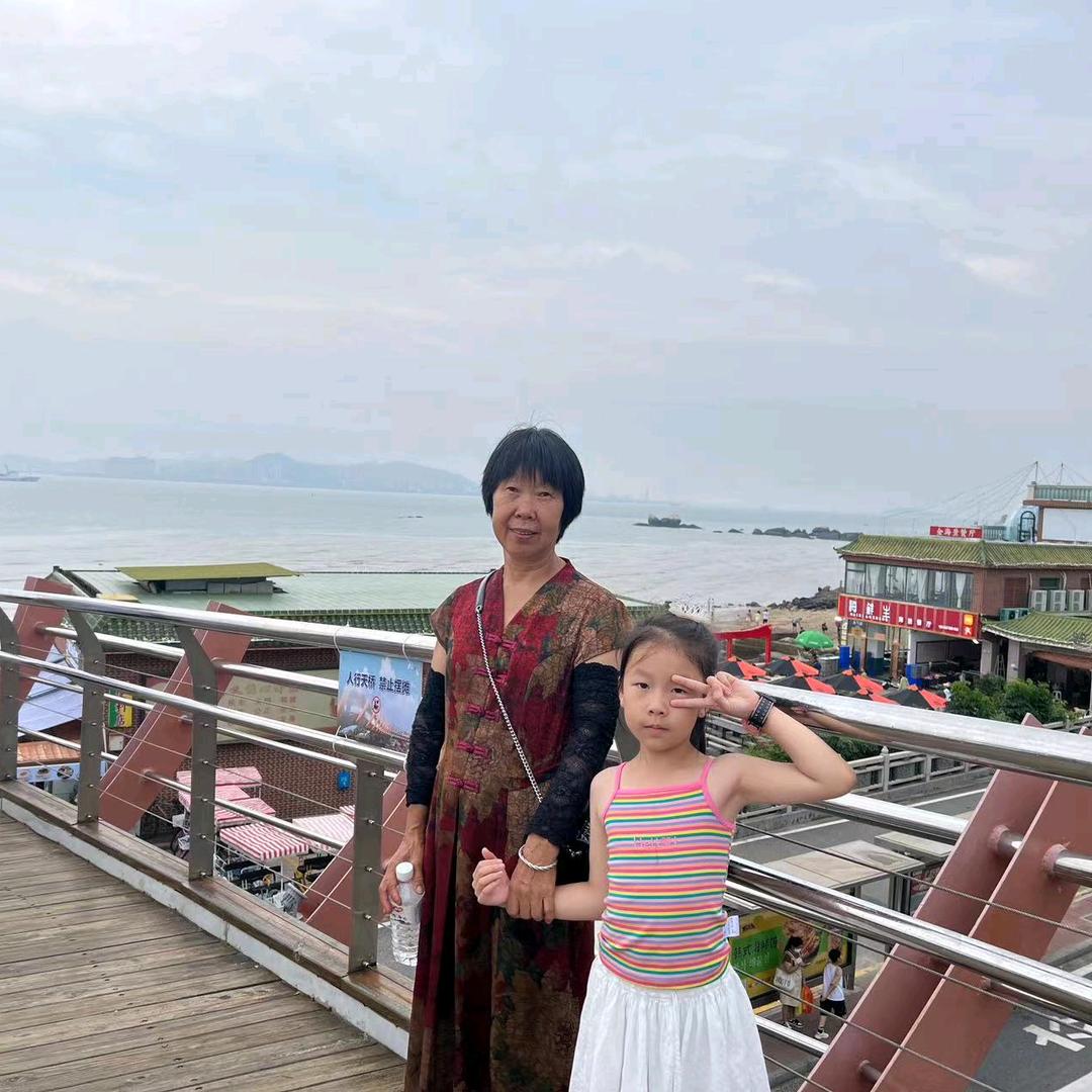 卓女
