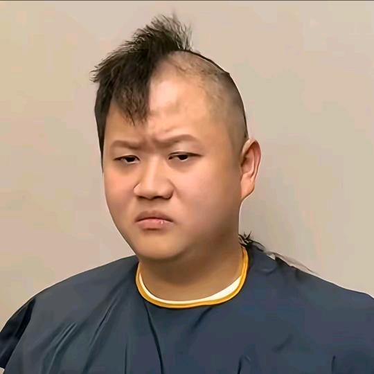 脾气比年纪大