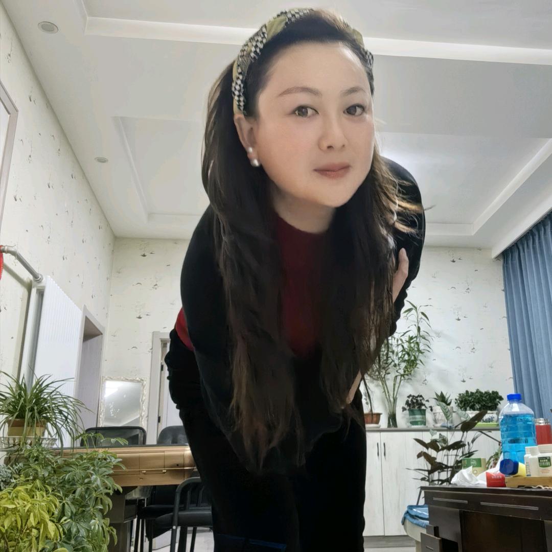 莉总在奋斗🎙