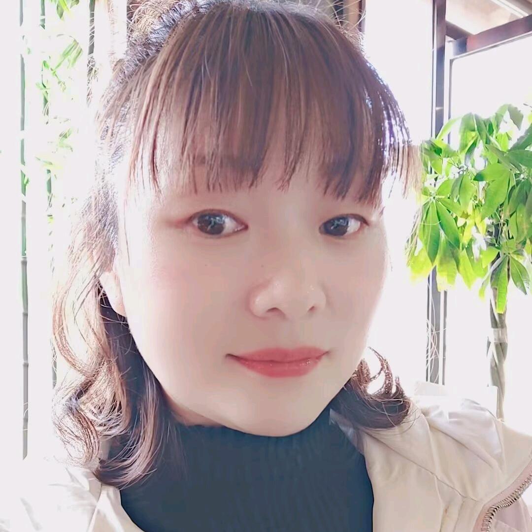 彩彩