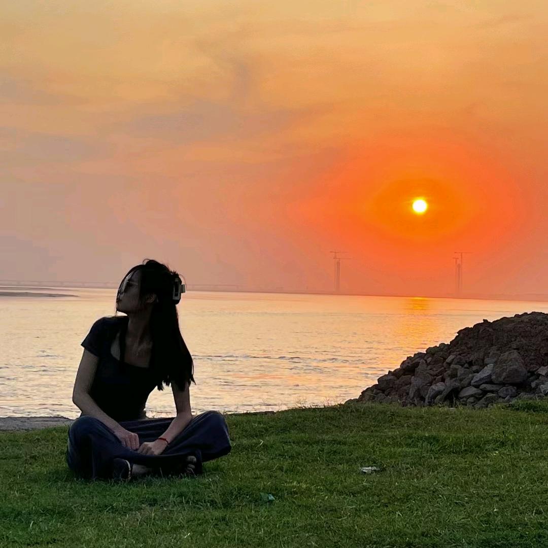 咸鱼的宇宙飞船