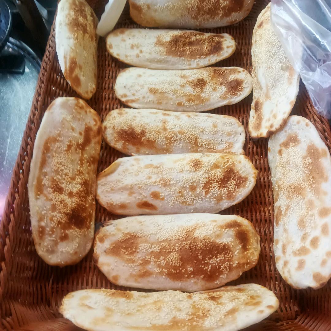 包老五缸炉子油酥烧饼，招学徒