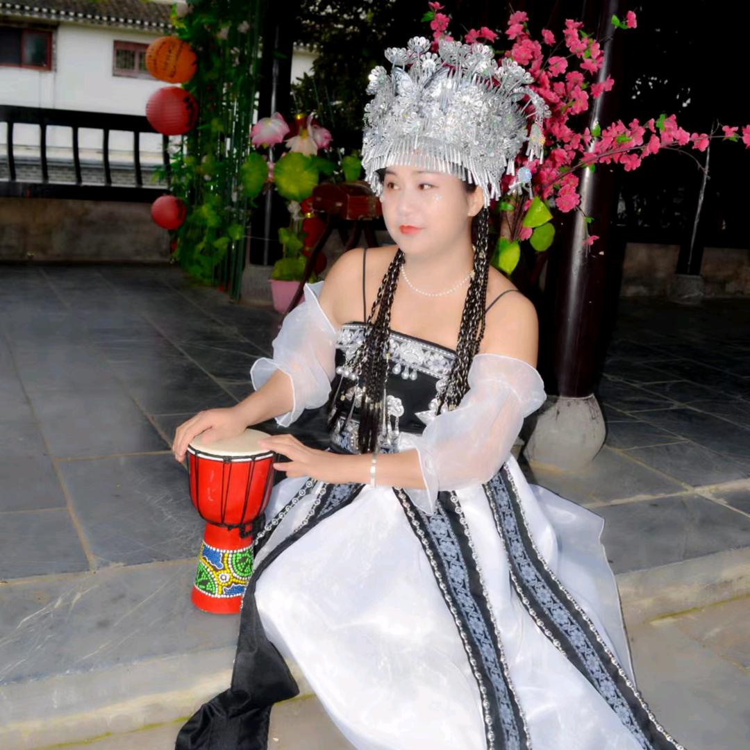 中医穴位推拿调理，美容养生