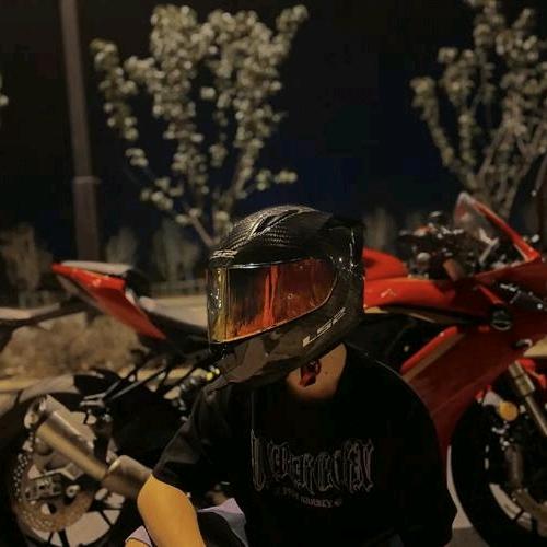 不会压弯的小啊腾.