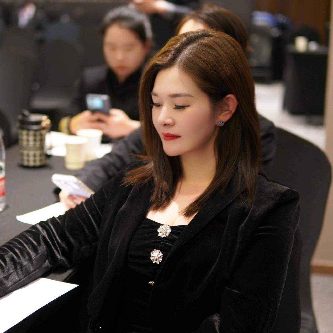 惠麦颜联合创始人~萍总