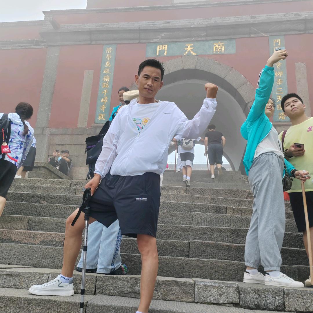 喀左兽医李柏征