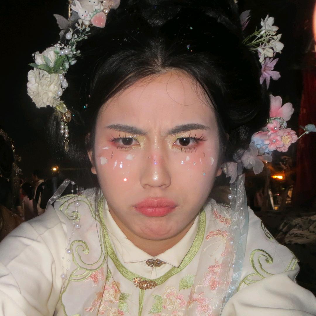 汽油待不住