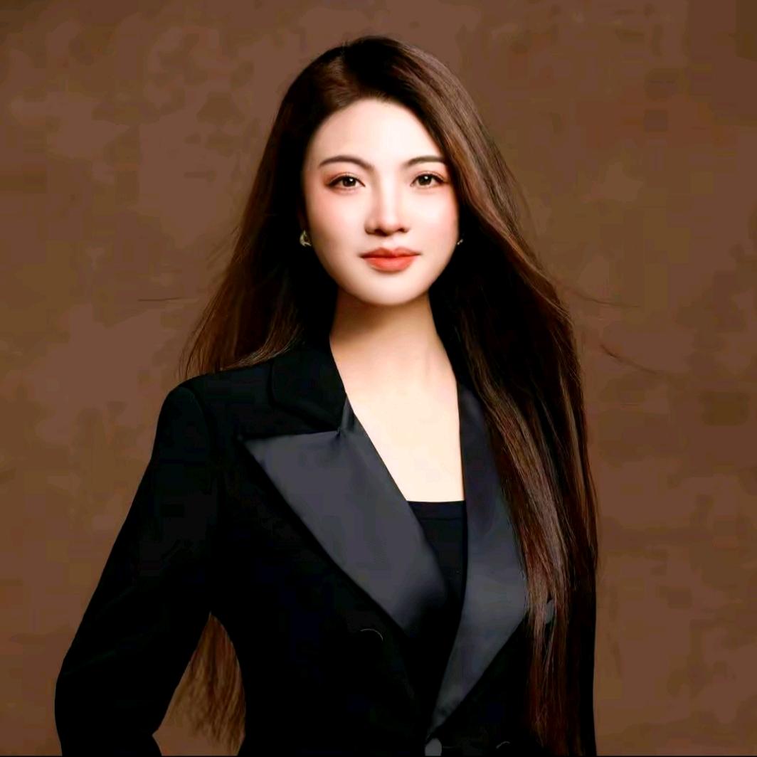 卡妈(混血王子卢卡斯)•燕妮