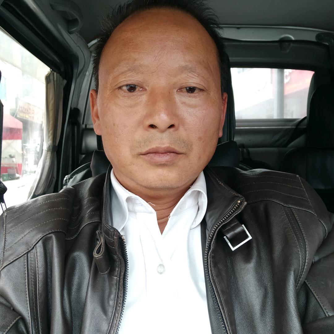 龙行天下