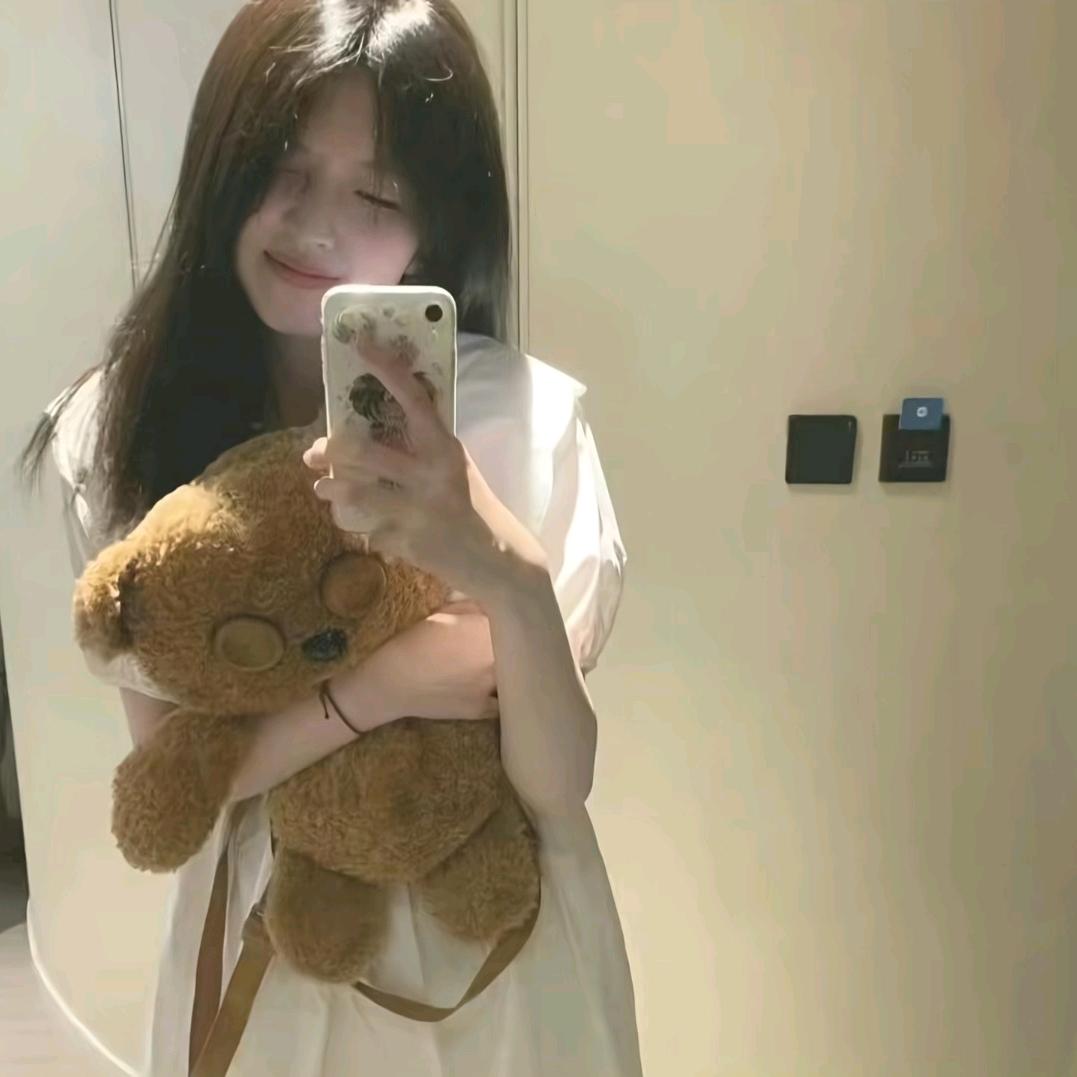 阿李琳琳头像
