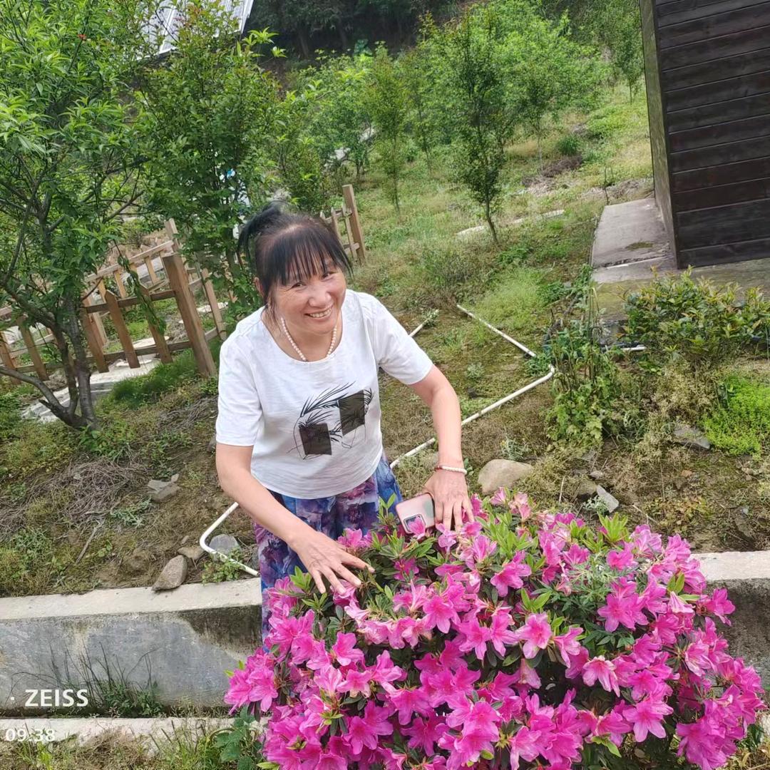 兰兰，(请勿连赞，拒绝私聊