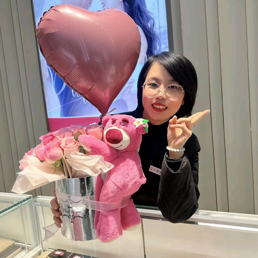 🍬爱吃糖果得老阿姨🍬