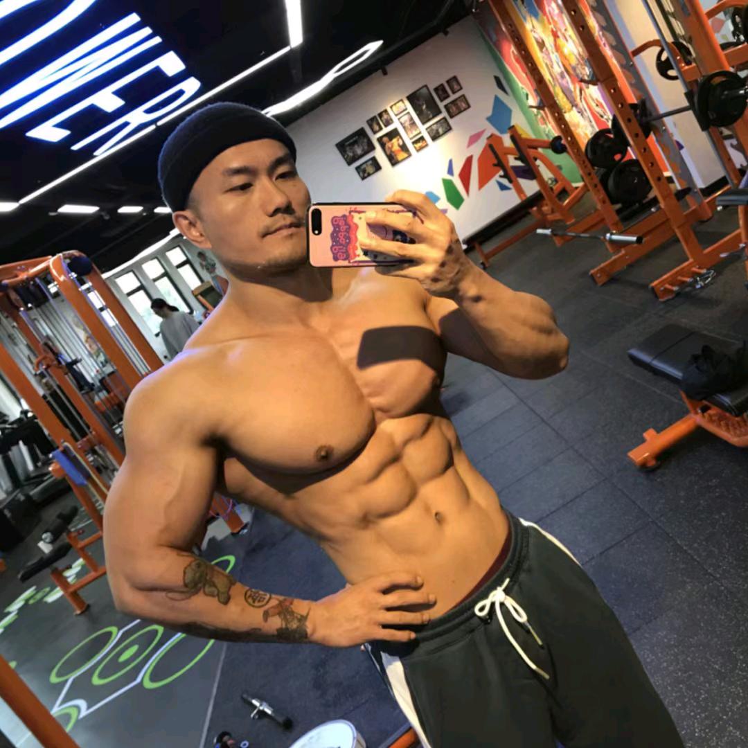 瘦小蛆「自由教练」