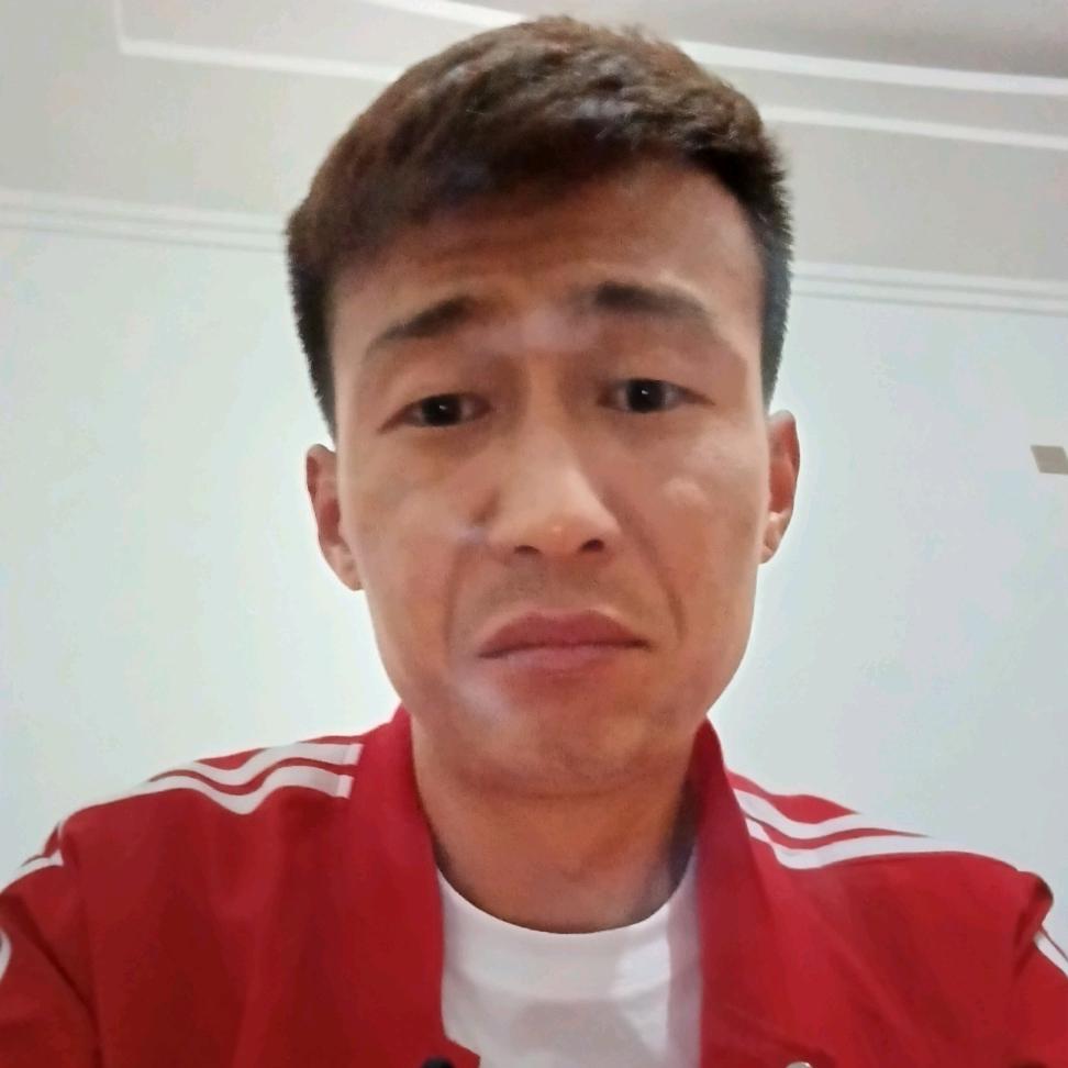 叫我老四！