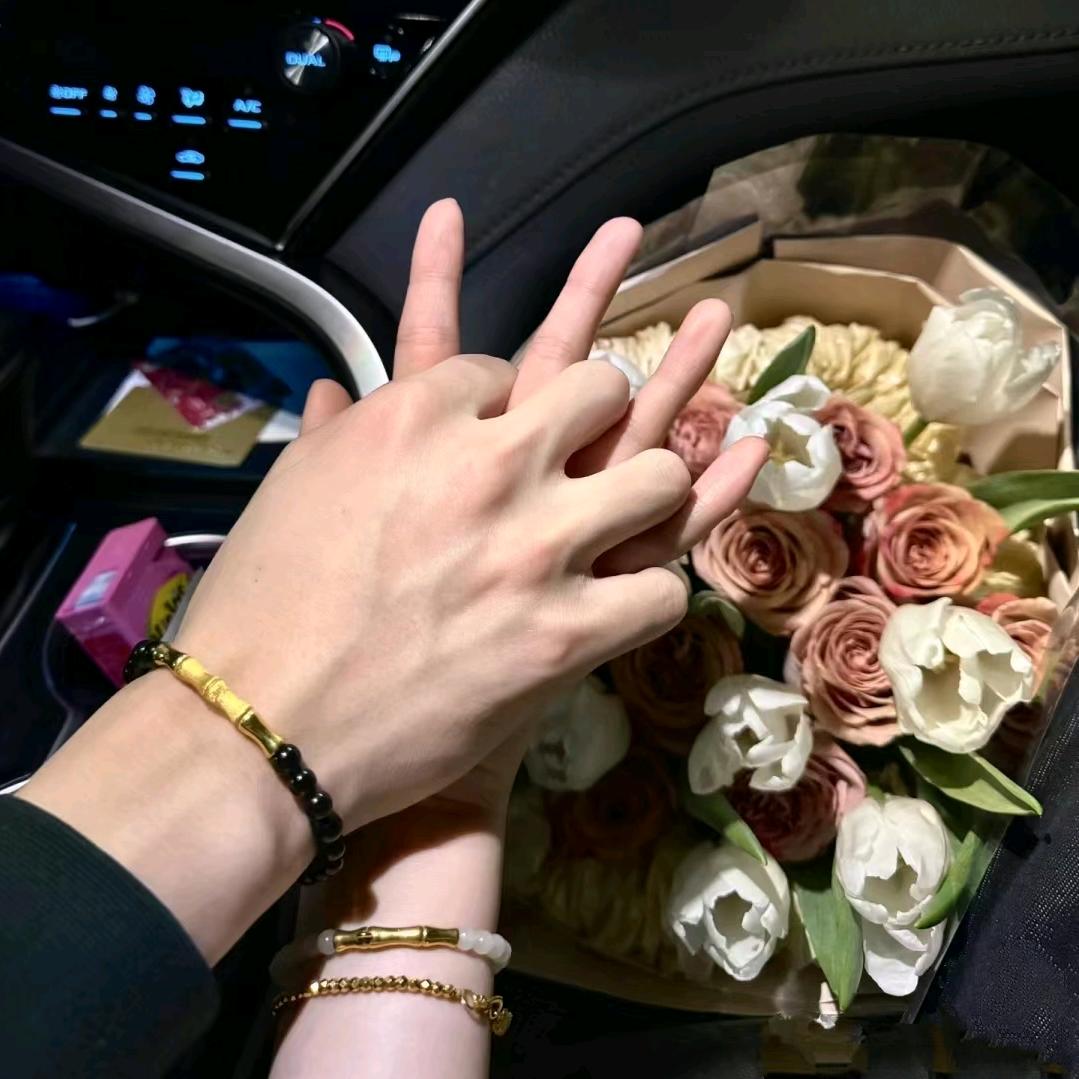 曼巴特中国黄金珠宝💎导购-翠翠