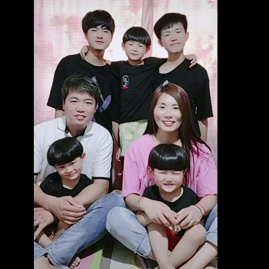 五个儿子的农村八零后，每天分享日常生活。