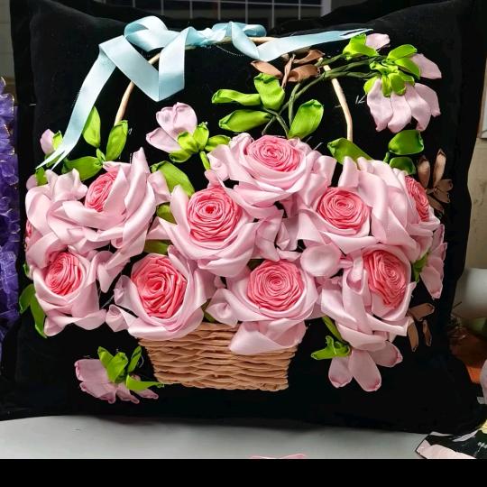 丝带就像盛夏的泡沫