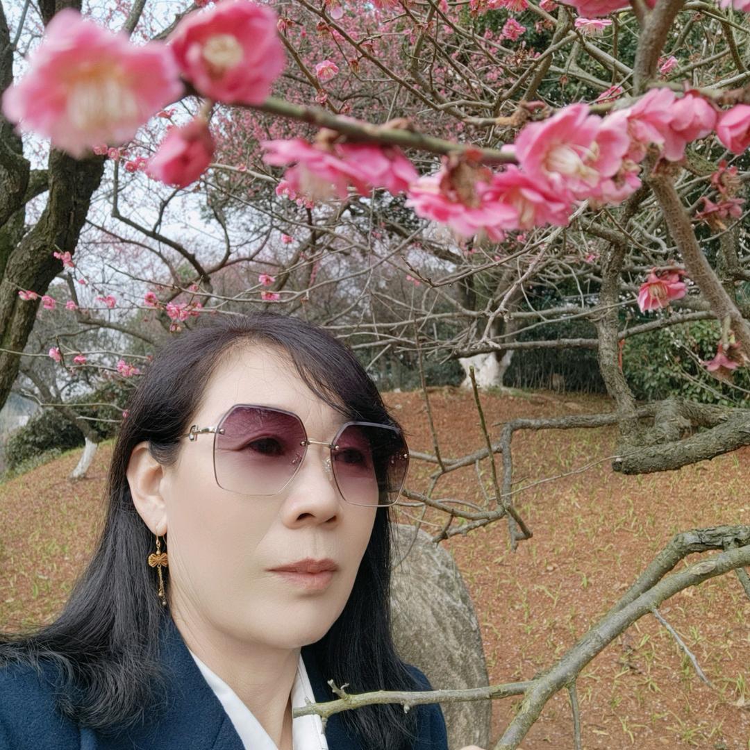 ꧁💞幸运ꩵ相随💞꧂。