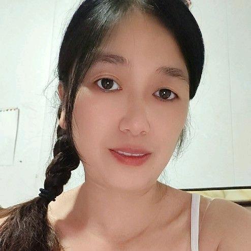 草莓不酸🍀