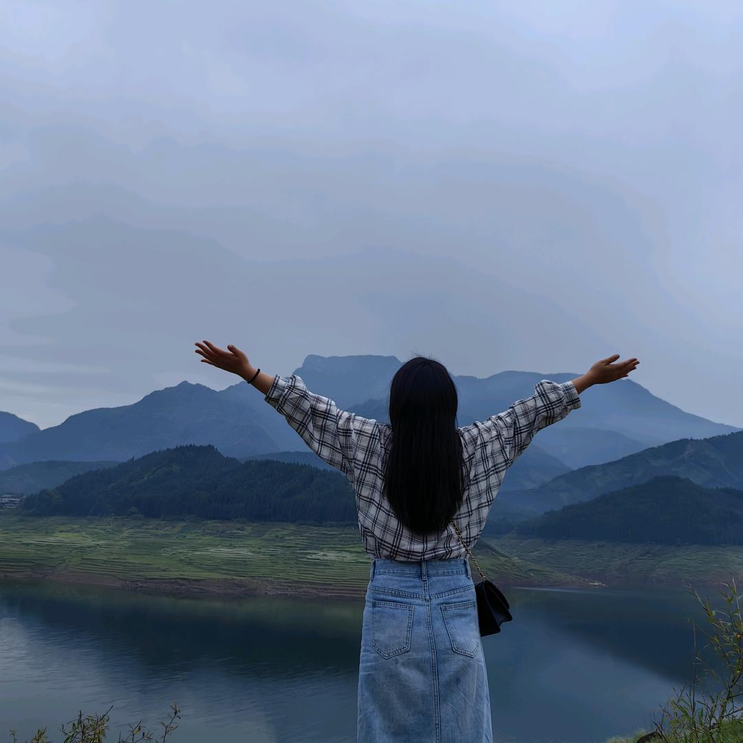 郁～～～