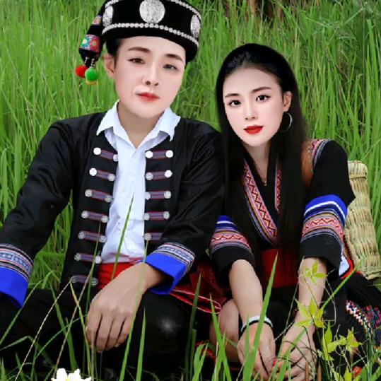 相亲相爱，一家人