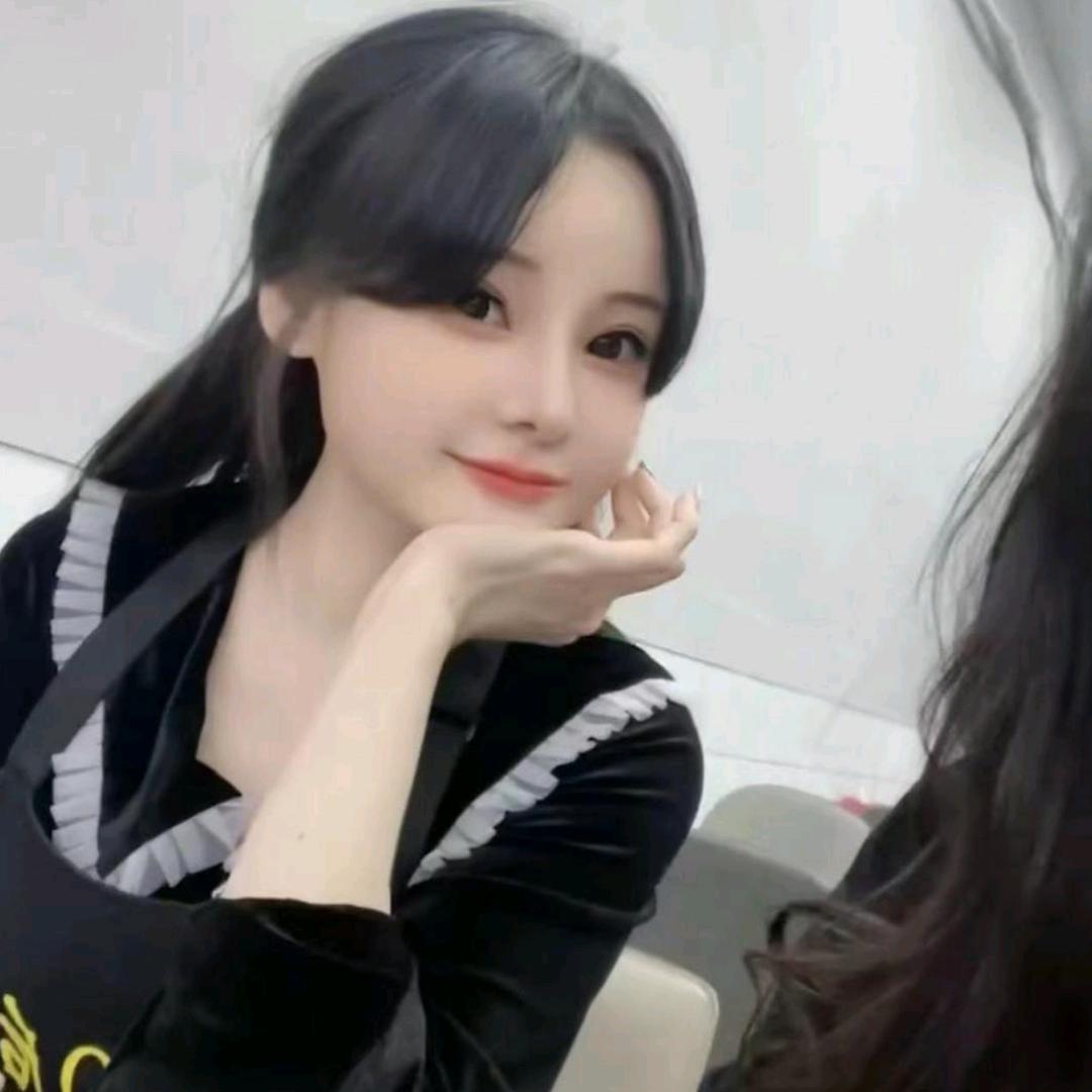 奈奈在干嘛💕