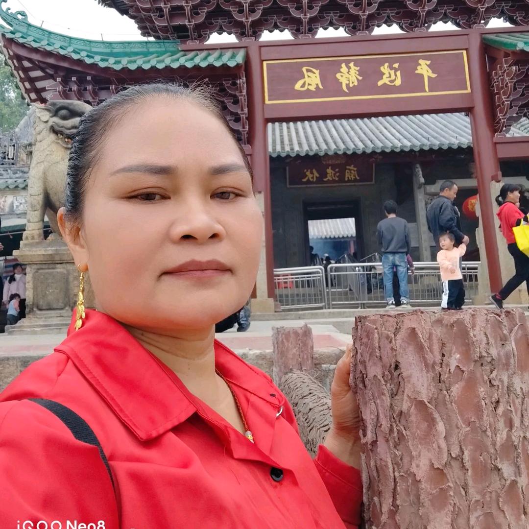 铿锵玫瑰