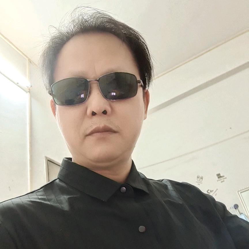 🇨🇳小覃哥
