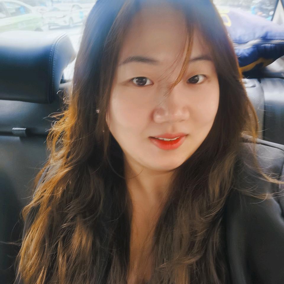AngelaZ