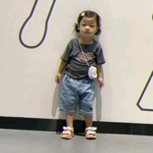 (静ง 等•̀_•́花)开ง