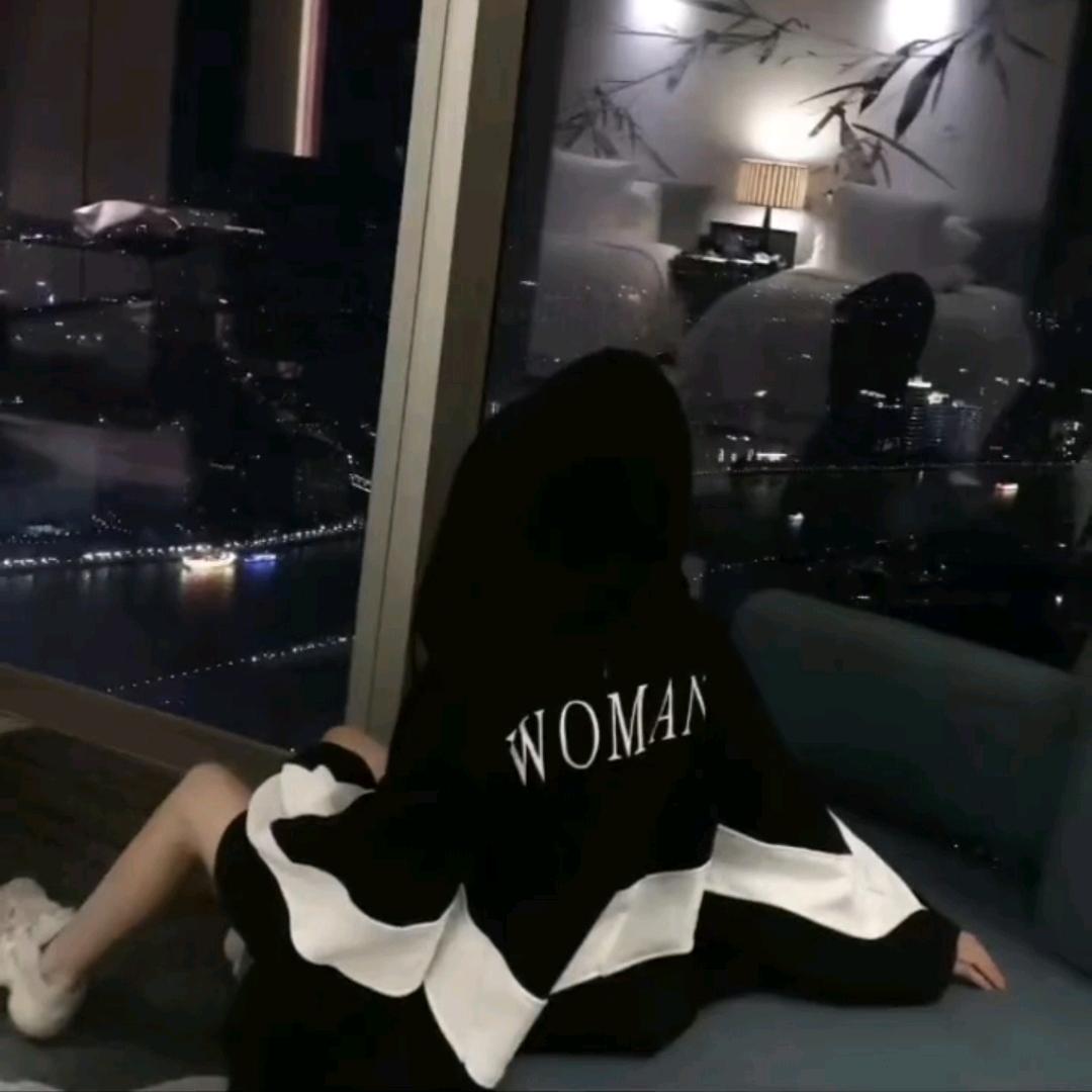 总emo的大袜子