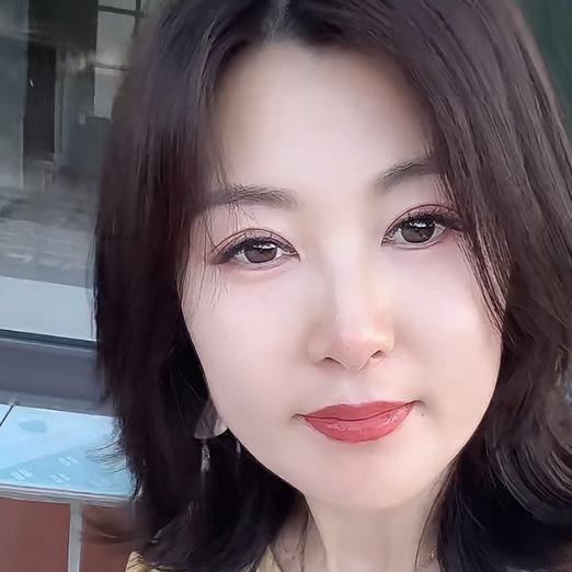婉晴💐（俬🌺必茴）