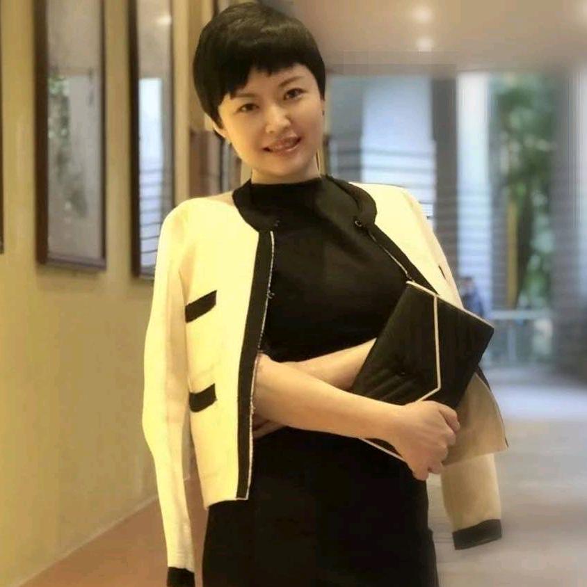 活出自我的Echo姐