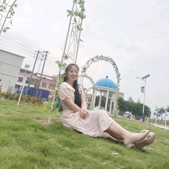 不要依赖任何人 没光的时候影子都会离开你