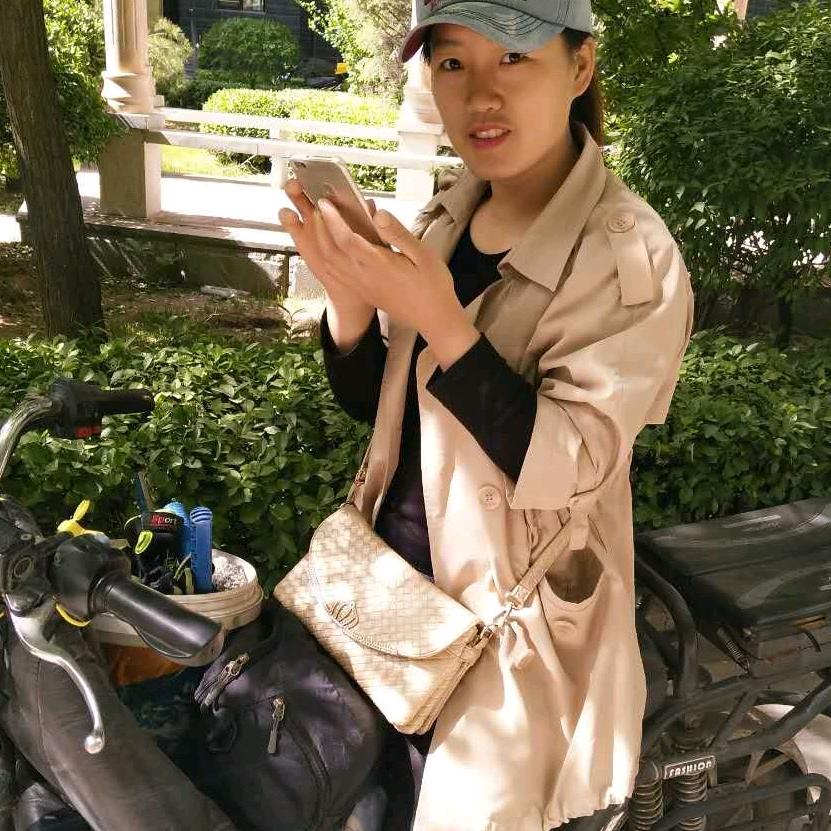 专业新家开荒保洁擦玻璃打扫家小袁