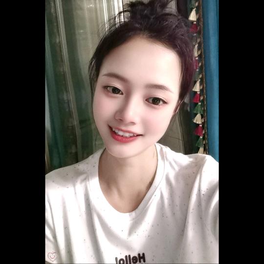 周家芳妹妹