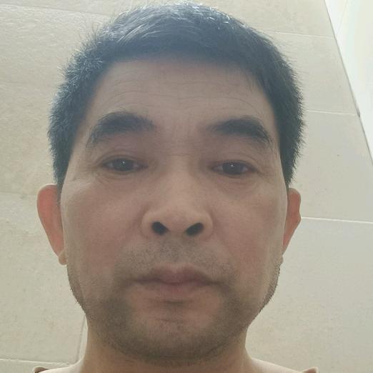 骆志勇（旧衣回收）