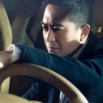 微微一笑很倾城 ლ