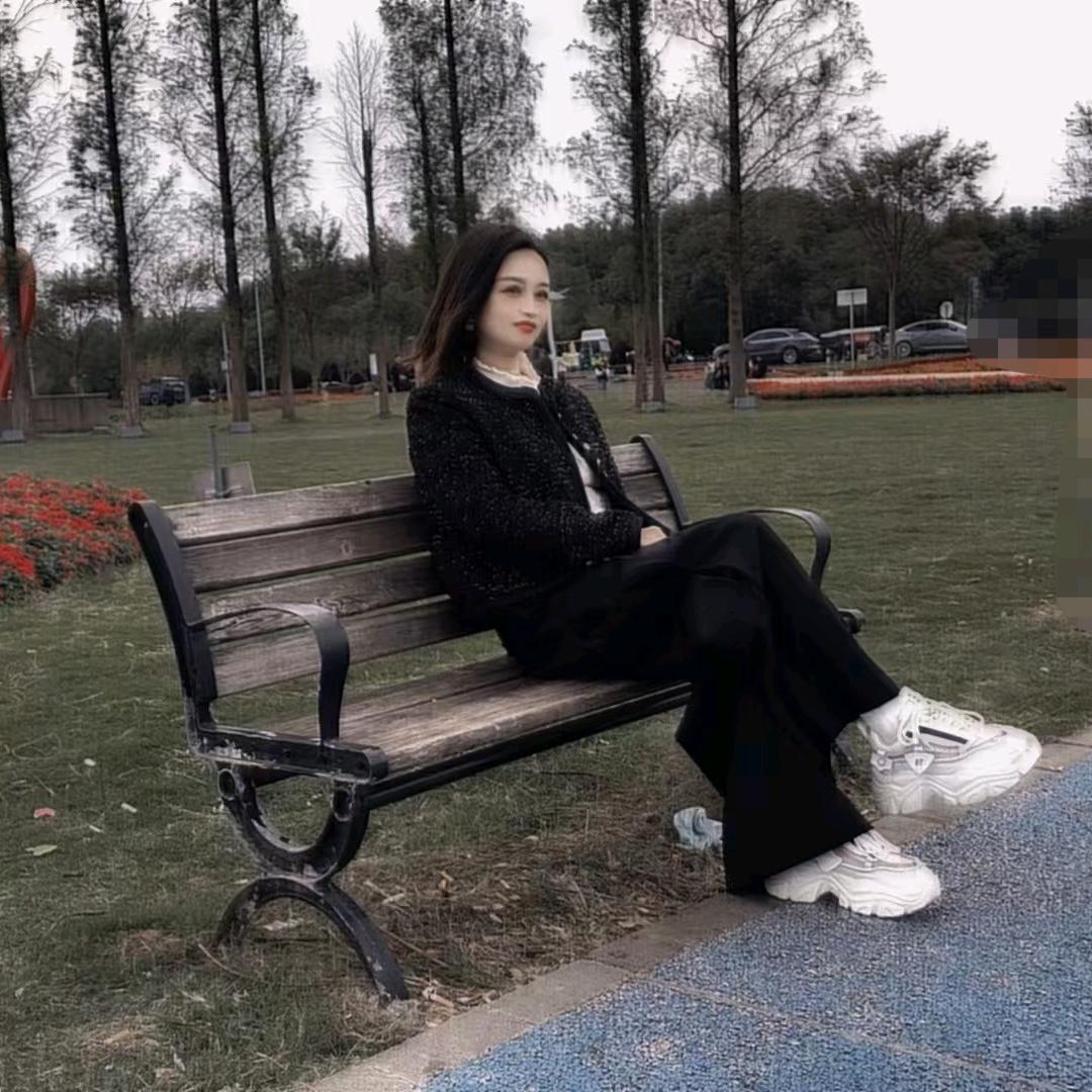 HUIXI荟悉  🌺泡沫
