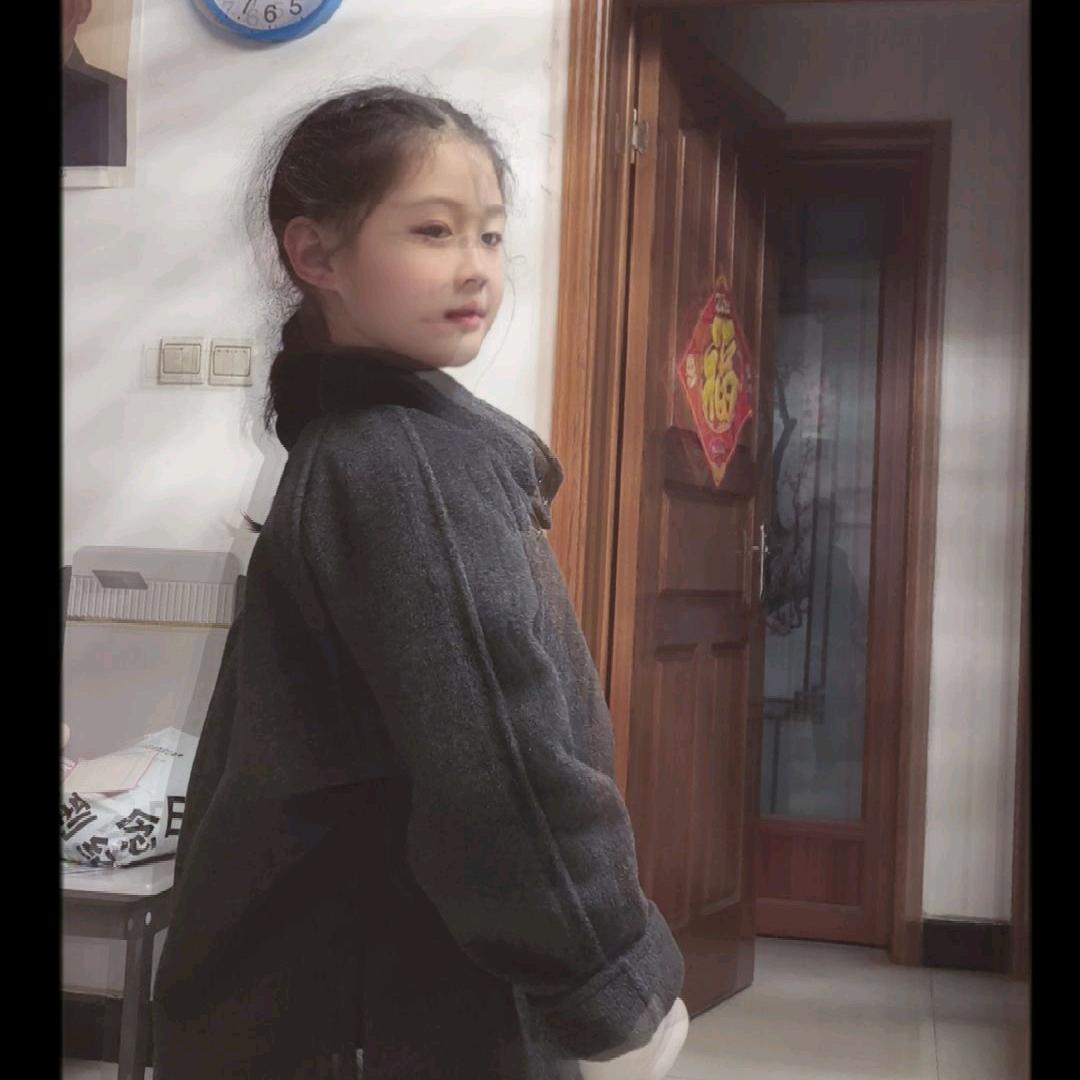 他二姨gf