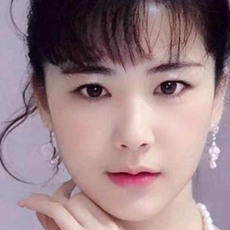 带刚带刺的黑玫瑰