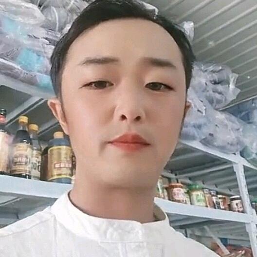 李