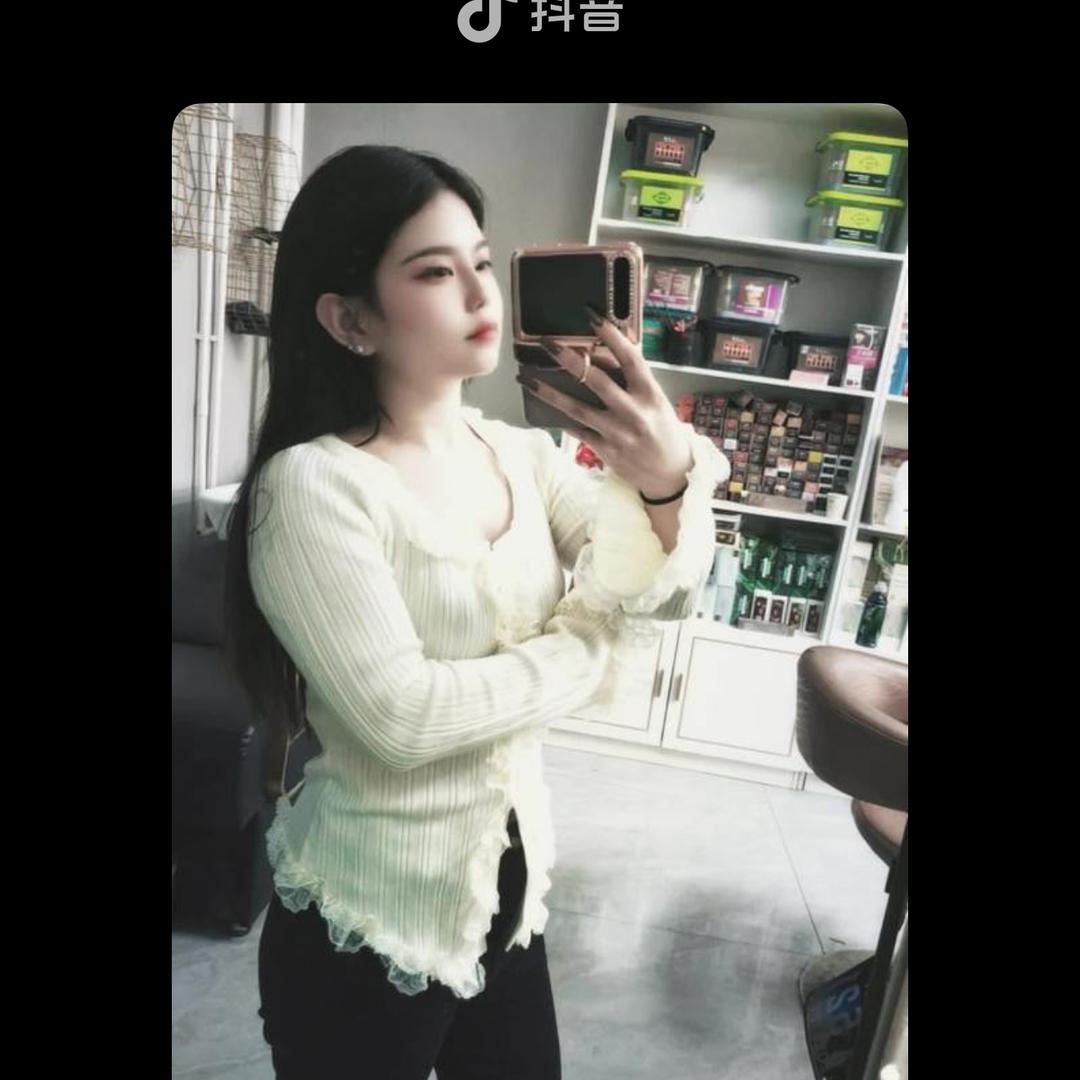 女发型师（毛毛）