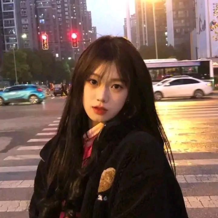 小春奈雪( •̥́ ˍ •̀ू )